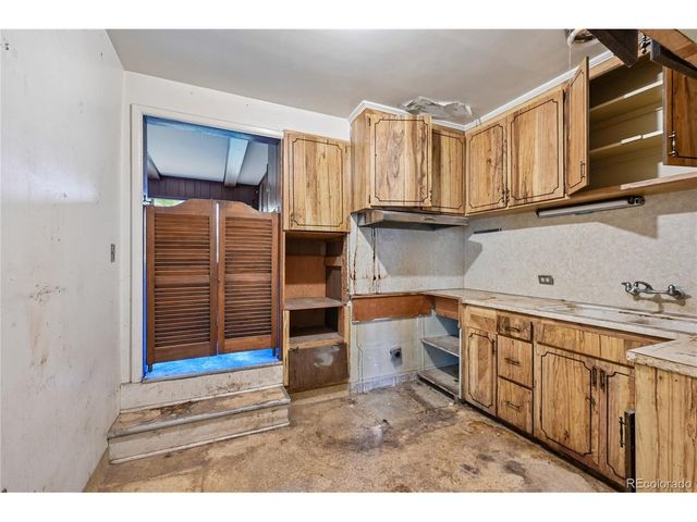 2627 S Clarkson St, Denver, CO 80210