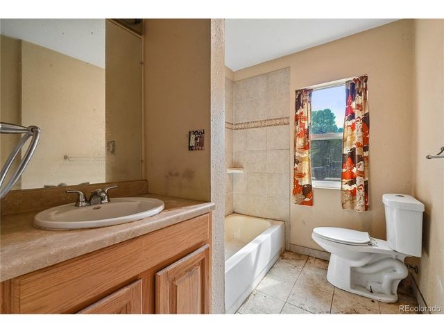 2627 S Clarkson St, Denver, CO 80210