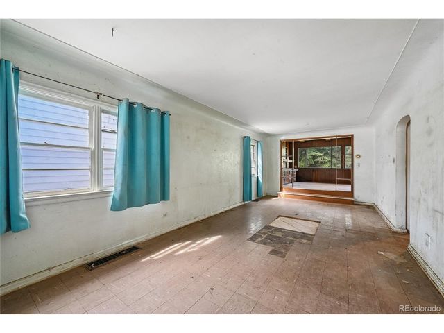 2627 S Clarkson St, Denver, CO 80210