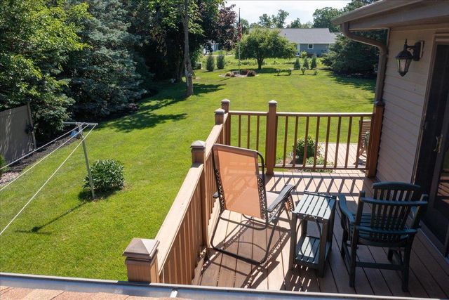 4360 SWALLOW BANKS LANE, Oshkosh, WI 54904