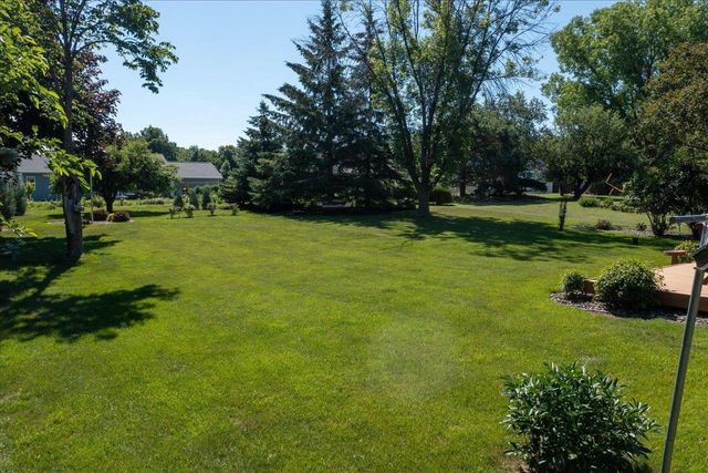 4360 SWALLOW BANKS LANE, Oshkosh, WI 54904