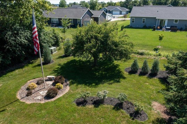 4360 SWALLOW BANKS LANE, Oshkosh, WI 54904
