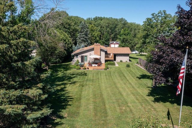 4360 SWALLOW BANKS LANE, Oshkosh, WI 54904