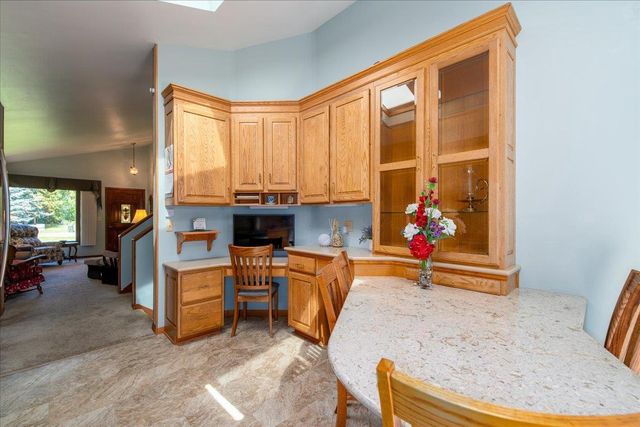 4360 SWALLOW BANKS LANE, Oshkosh, WI 54904
