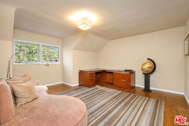 723 N Sierra Drive, Beverly Hills, CA 90210