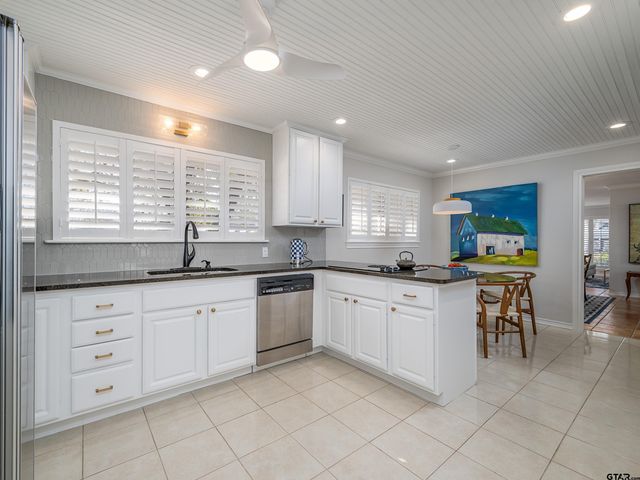 2424 Old Jacksonville Highway, Tyler, TX 75701