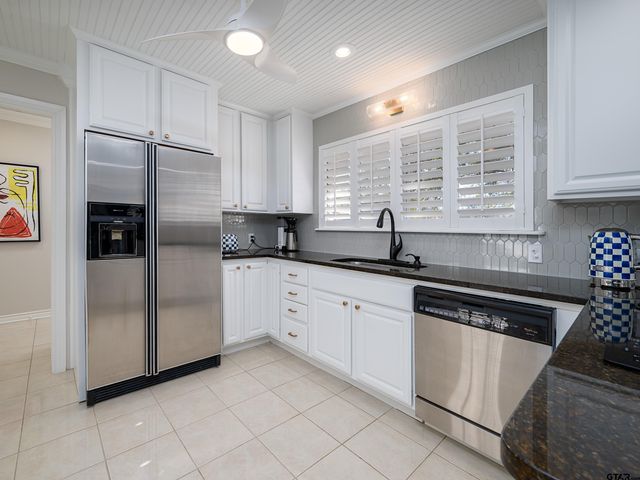 2424 Old Jacksonville Highway, Tyler, TX 75701