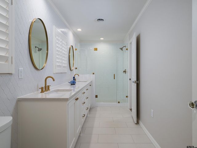 2424 Old Jacksonville Highway, Tyler, TX 75701