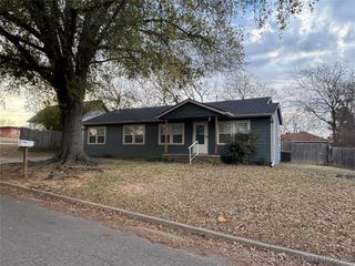 1120 W Willow, Durant, OK 74701