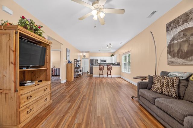 1772 Kenwood Road, Manning, SC 29102