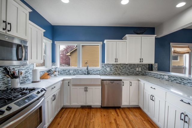 8710 N Rosebury Ln, Spokane, WA 99208