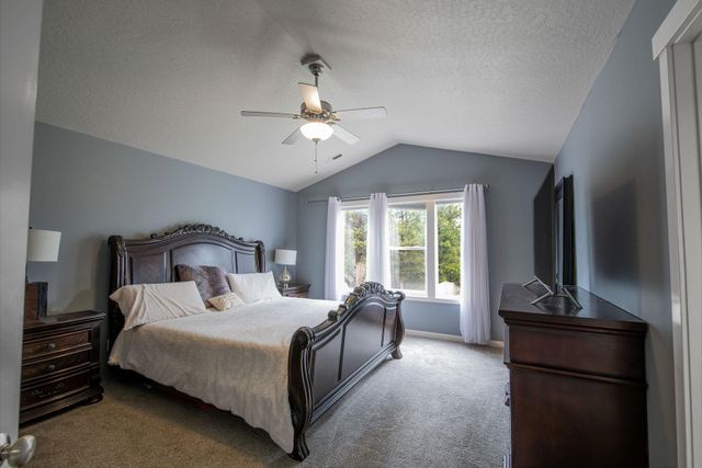 8710 N Rosebury Ln, Spokane, WA 99208