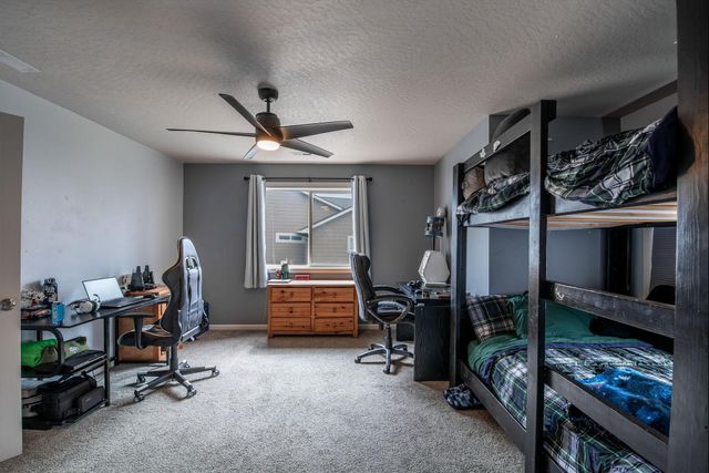 8710 N Rosebury Ln, Spokane, WA 99208