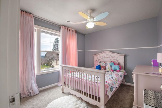 8710 N Rosebury Ln, Spokane, WA 99208