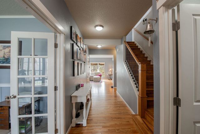 8710 N Rosebury Ln, Spokane, WA 99208