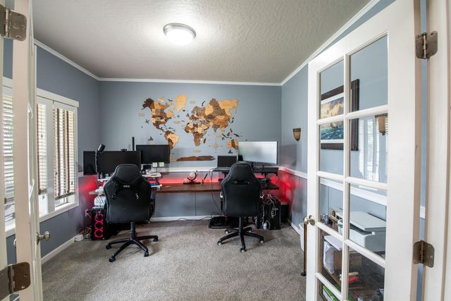 8710 N Rosebury Ln, Spokane, WA 99208