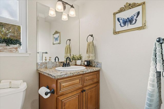 440 Carlos Avenue, Redwood City, CA 94061