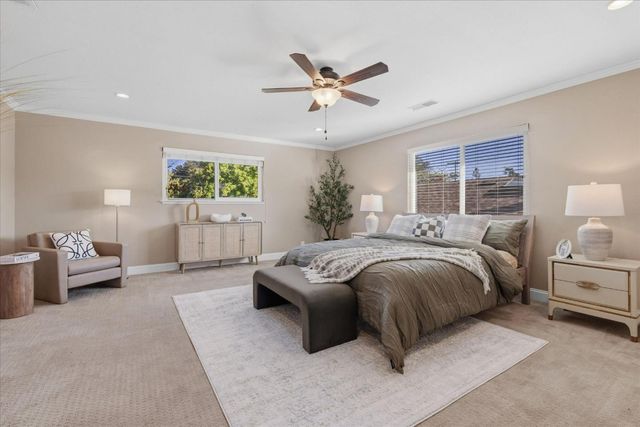 440 Carlos Avenue, Redwood City, CA 94061