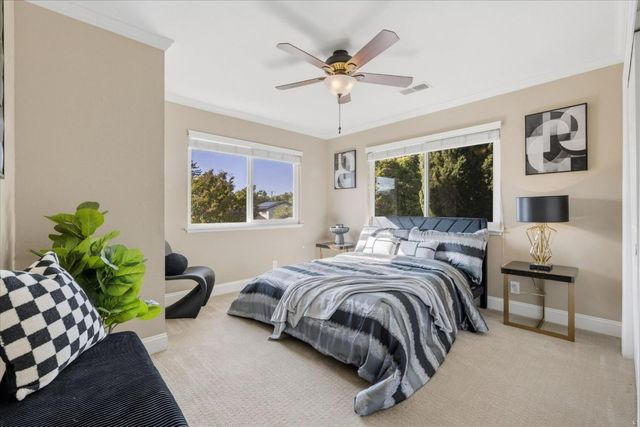 440 Carlos Avenue, Redwood City, CA 94061