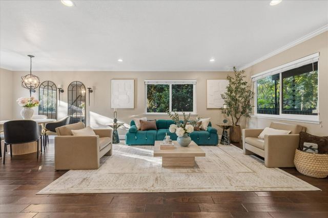 440 Carlos Avenue, Redwood City, CA 94061