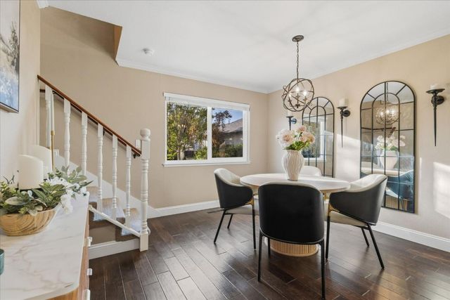 440 Carlos Avenue, Redwood City, CA 94061