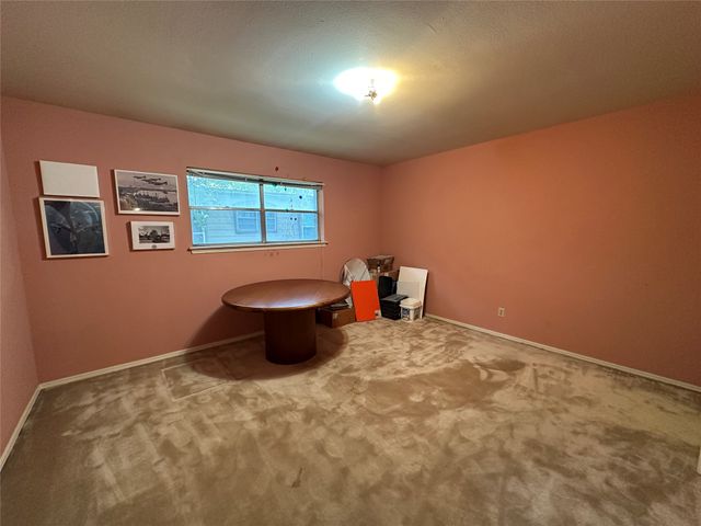 7939 Royal Lane 225, Dallas, TX 75230