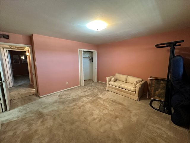 7939 Royal Lane 225, Dallas, TX 75230