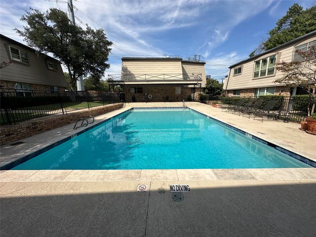7939 Royal Lane 225, Dallas, TX 75230