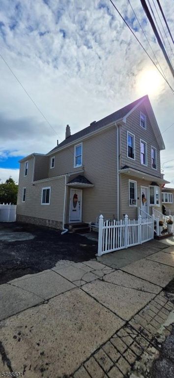 142 Sherman Pl, Garfield City, NJ 07026 — photo 3