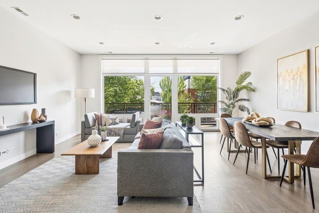 934 N California Avenue 2S, Chicago, IL 60622