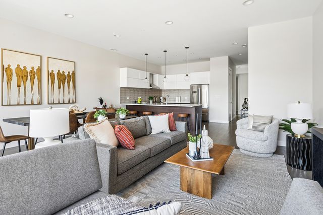 934 N California Avenue 2S, Chicago, IL 60622