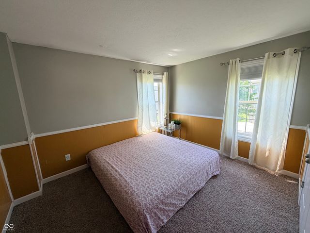 1215 Siena Drive, Greenwood, IN 46143