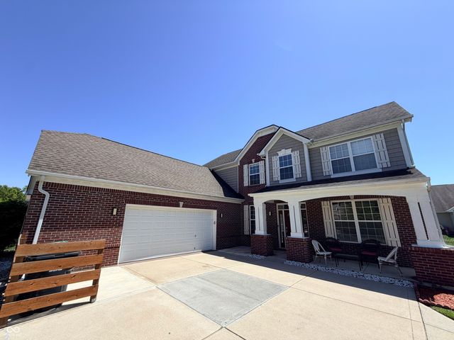 1215 Siena Drive, Greenwood, IN 46143