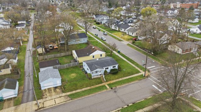 2611 Delaware Street, Mishawaka, IN 46544