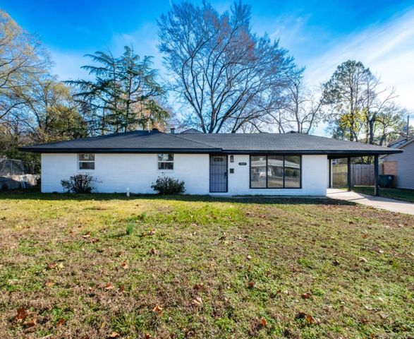 307 Sunnymeade Dr, Little Rock, AR 72205