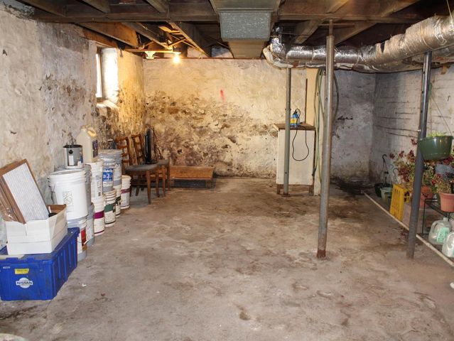 192 E REES STREET, Fond Du Lac, WI 54935