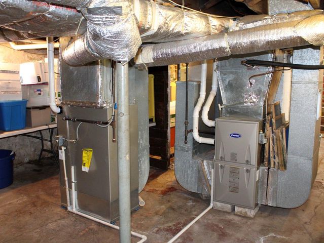 192 E REES STREET, Fond Du Lac, WI 54935