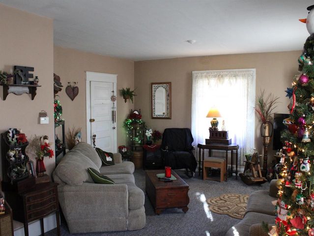 192 E REES STREET, Fond Du Lac, WI 54935