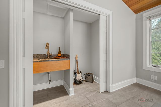 405 Voltz Road, Northbrook, IL 60062