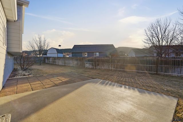 14923 GLENWOOD DR, Summerset, SD 57718