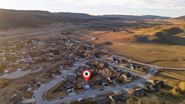 14923 GLENWOOD DR, Summerset, SD 57718