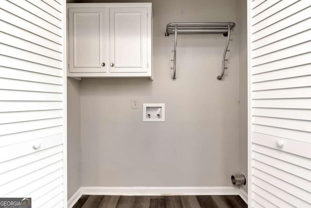 649 Oakland Way, Lawrenceville, GA 30044