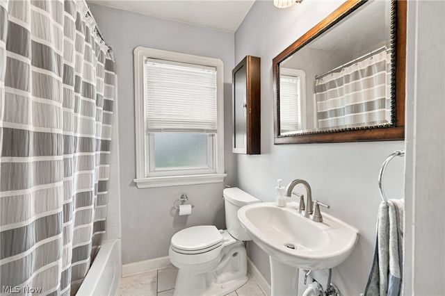 5608 Stickney Avenue, Cleveland, OH 44144