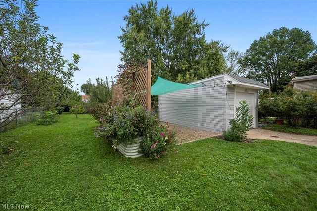 5608 Stickney Avenue, Cleveland, OH 44144