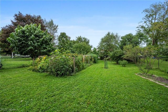 5608 Stickney Avenue, Cleveland, OH 44144