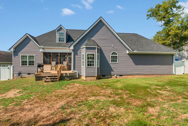 1893 Sheffield Ln, Columbia, TN 38401