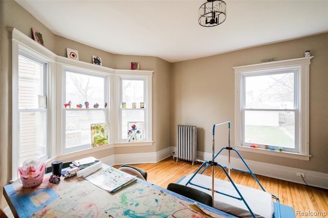 251 California Street, Highland Park, MI 48203