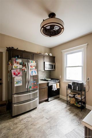 251 California Street, Highland Park, MI 48203