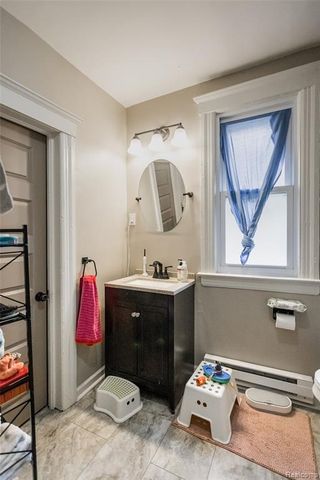 251 California Street, Highland Park, MI 48203