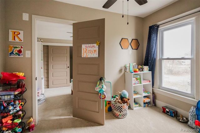 251 California Street, Highland Park, MI 48203